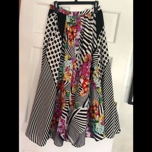 Flint & Moss black print full length skirt. Size M. NWT